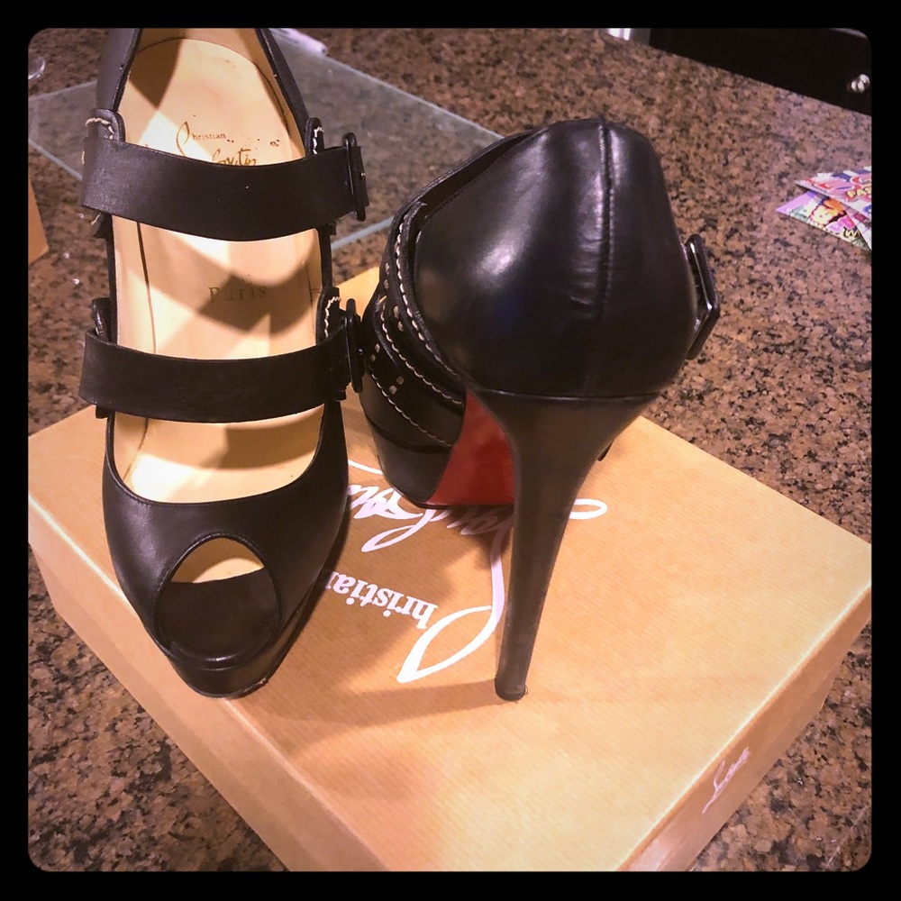 Christian Louboutin Sandle Pump